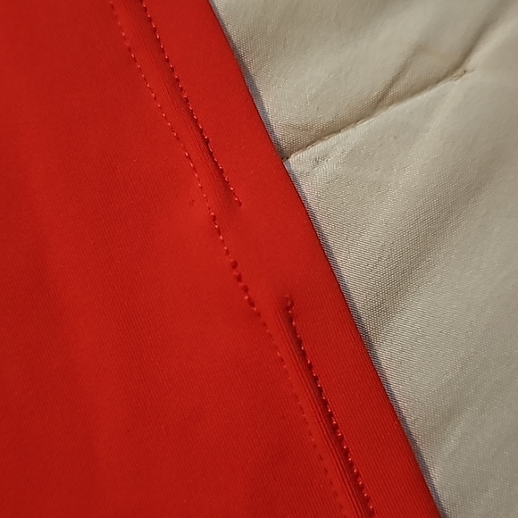 Old Navy Powersoft sports crop top - Picture 4 of 5